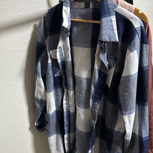 Women's Clothing Bundle Size Medium/LARGE Trendy Mixed Brand Lot 6 Pieces‎ - Picture 5 of 11